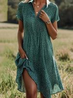 Damenkleid mit Knopfleiste und klarem Schnitt