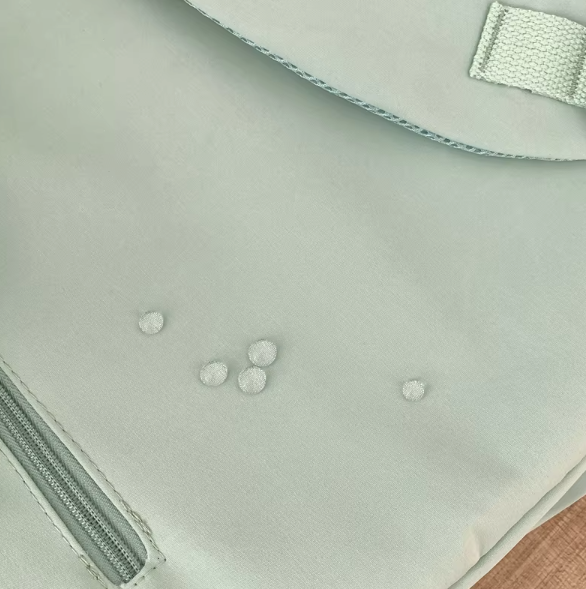 Rucksack mit Laptopfach | Ergonomische Schultergurte – Bild 10