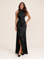 Halterkleid Damen aus glänzendem Satin mit hohem Schlitz