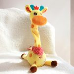 Plüschtier Giraffe singend sprechend babyfreundlich