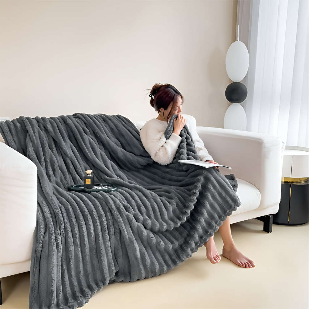 Fleecedecke leicht hautfreundlich für Zuhause und Reise – Bild 17