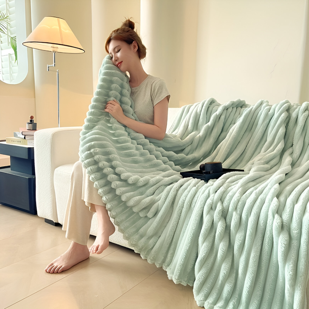 Fleecedecke leicht hautfreundlich für Zuhause und Reise – Bild 20
