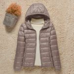 Damen Daunenjacke ultraleicht Kapuze Outdoor Herbst