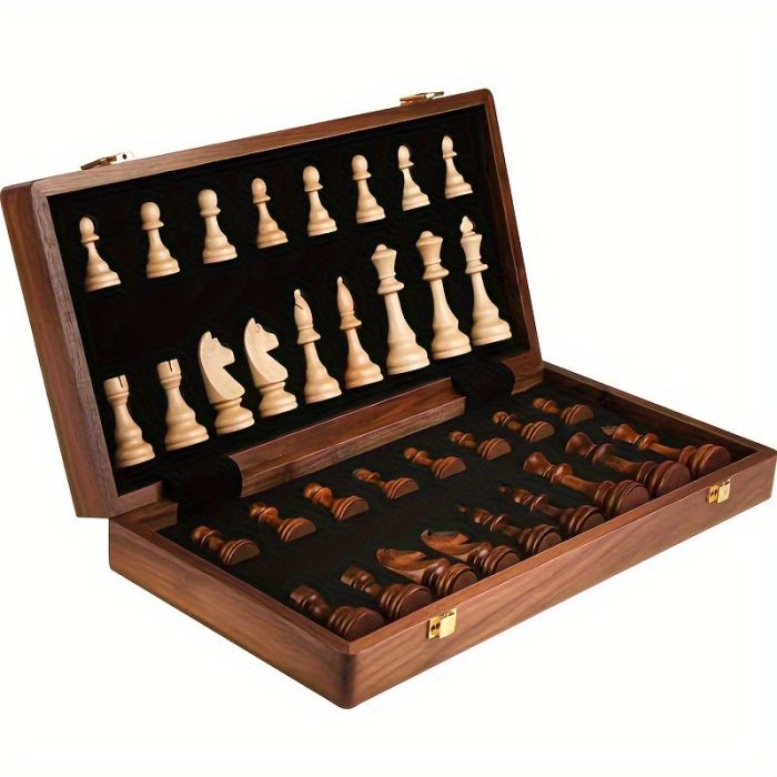 jeu-dechecs-en-bois-massif-pieces-detaillees-design-luxueux-et-classique-ideal-pour-joueurs-competit-2